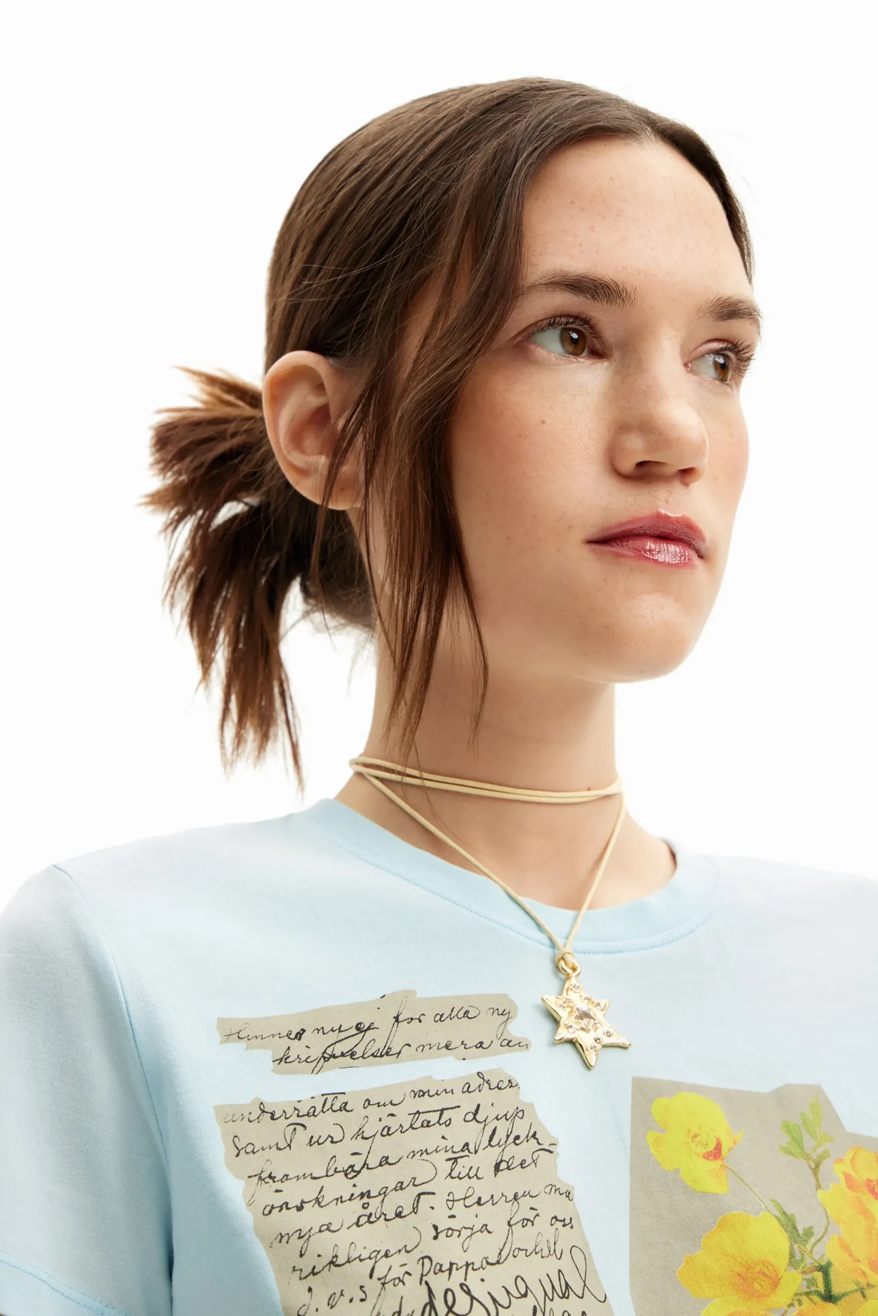 Camisas E Blusas|T-shirts<Desigual Camiseta com patches de flores