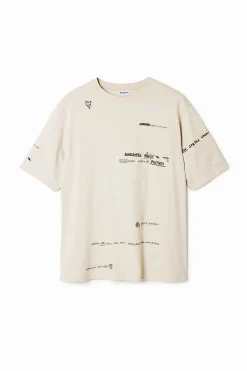 T-shirts<Desigual Camiseta de manga curta com design de lettering