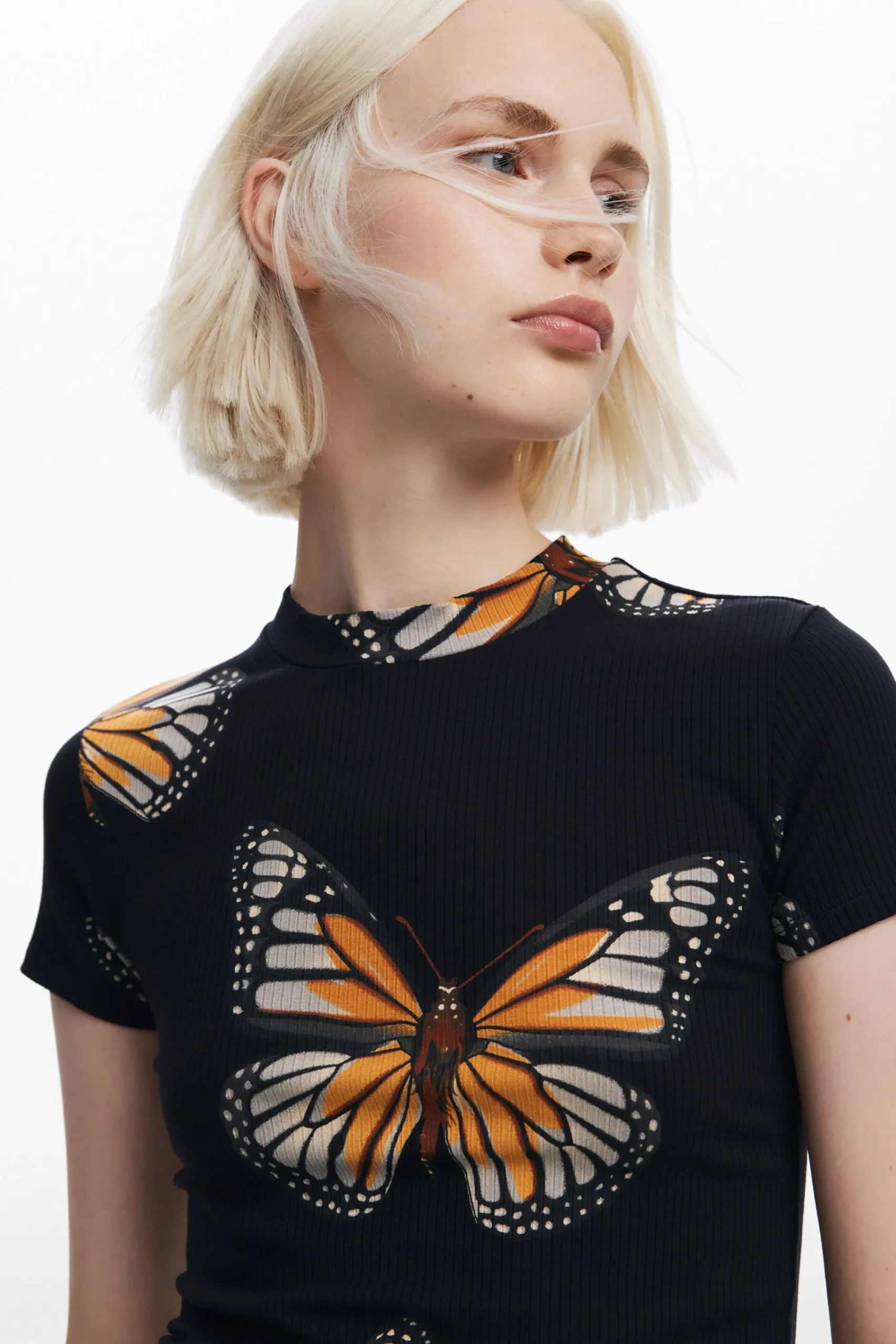 Roupa De Malha|Camisas E Blusas<Desigual Camiseta de manga curta com borboletas
