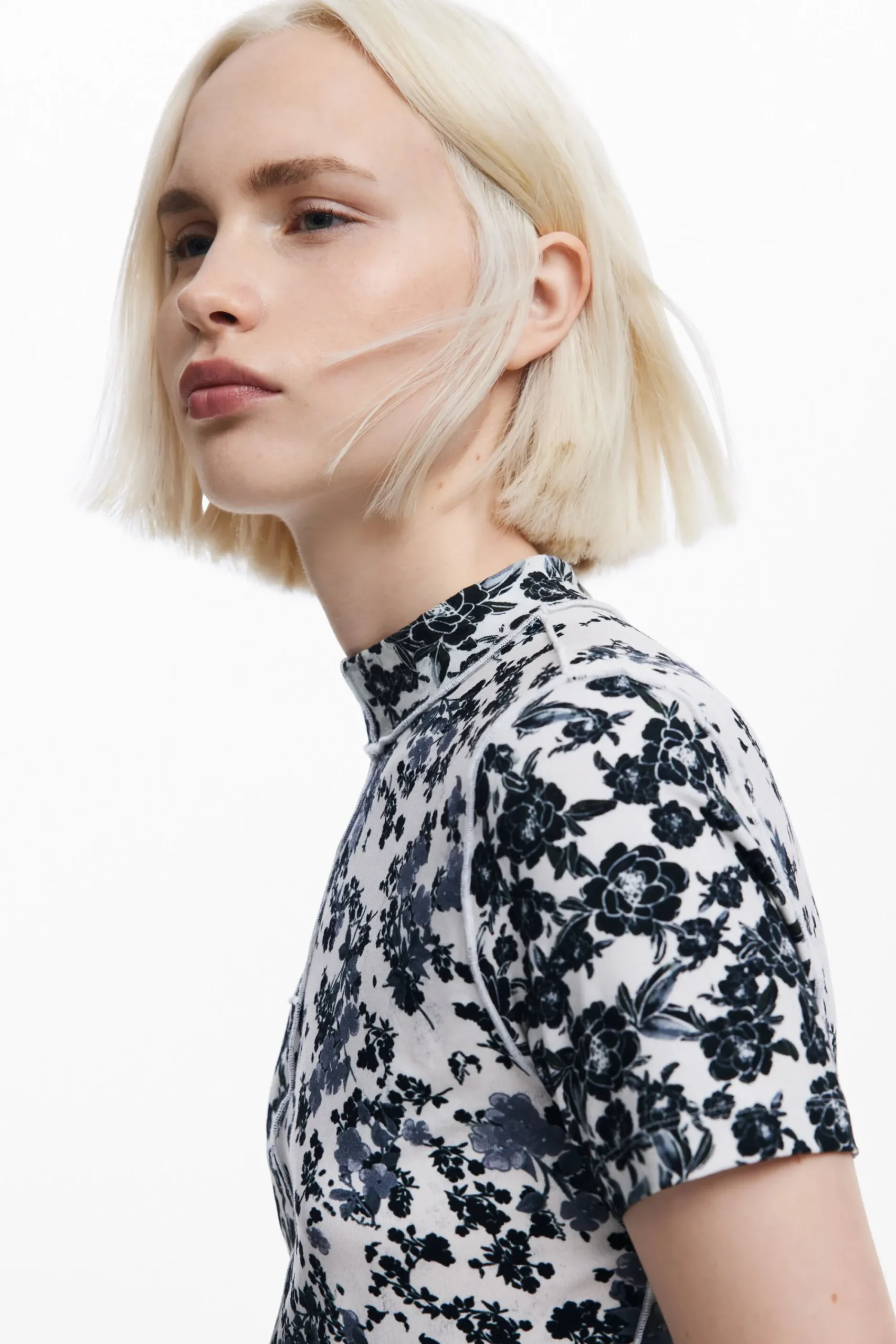 Camisas E Blusas|T-shirts<Desigual Camiseta patchy flores