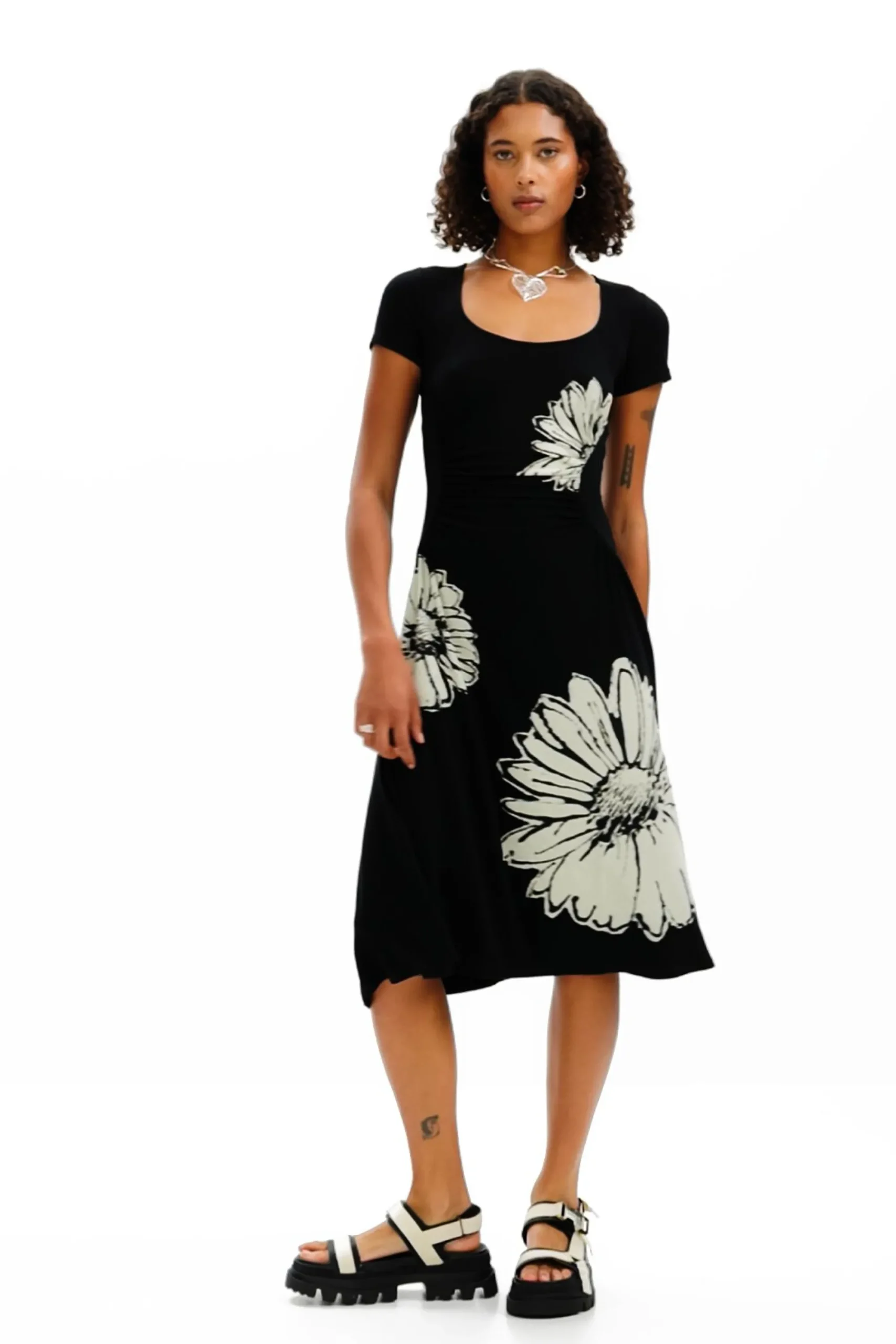 Vestidos E Macacões<Desigual Vestido midi de manga curta com decote e margaridas.